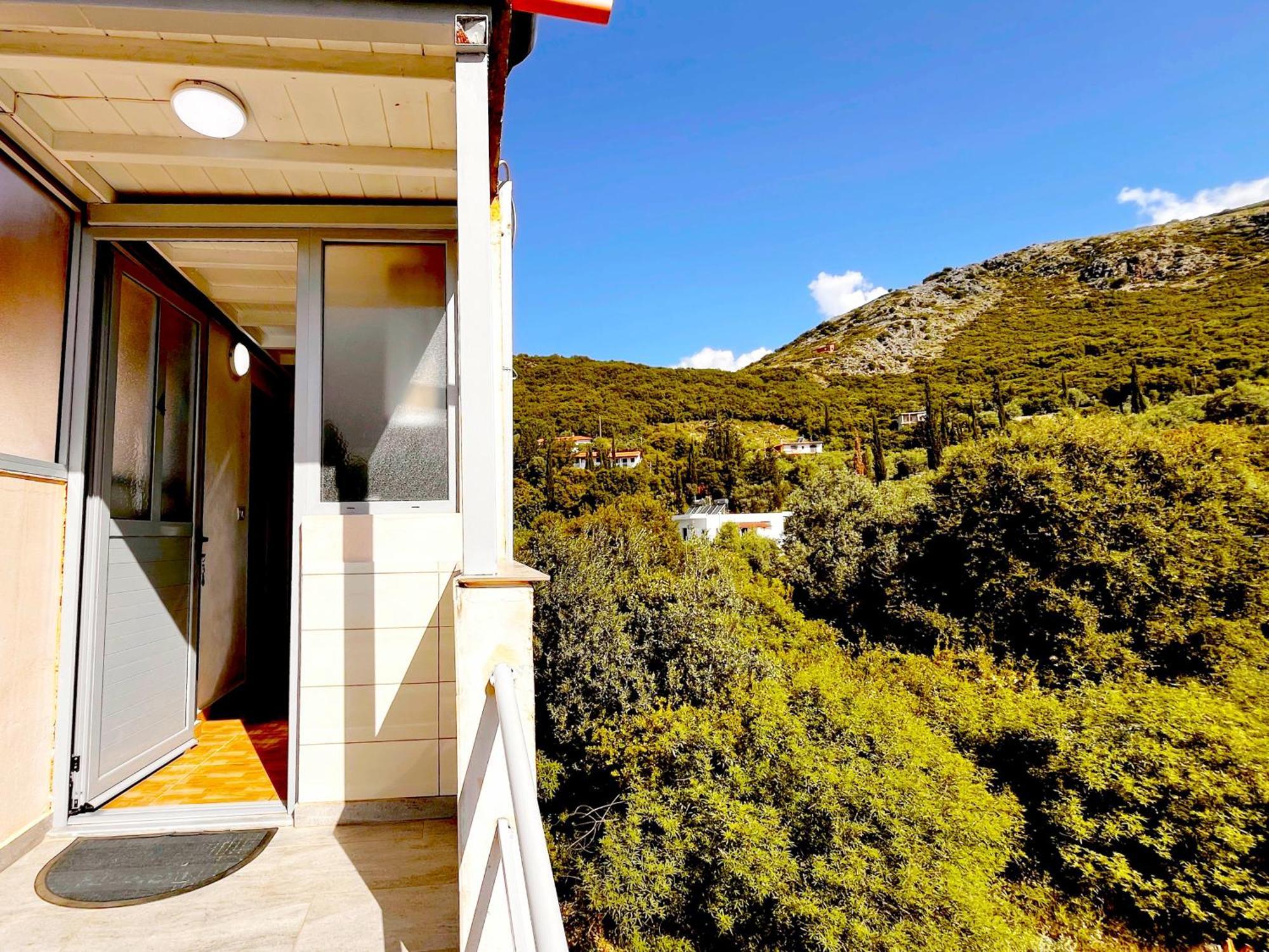 Garden Rooms Himare Exterior foto