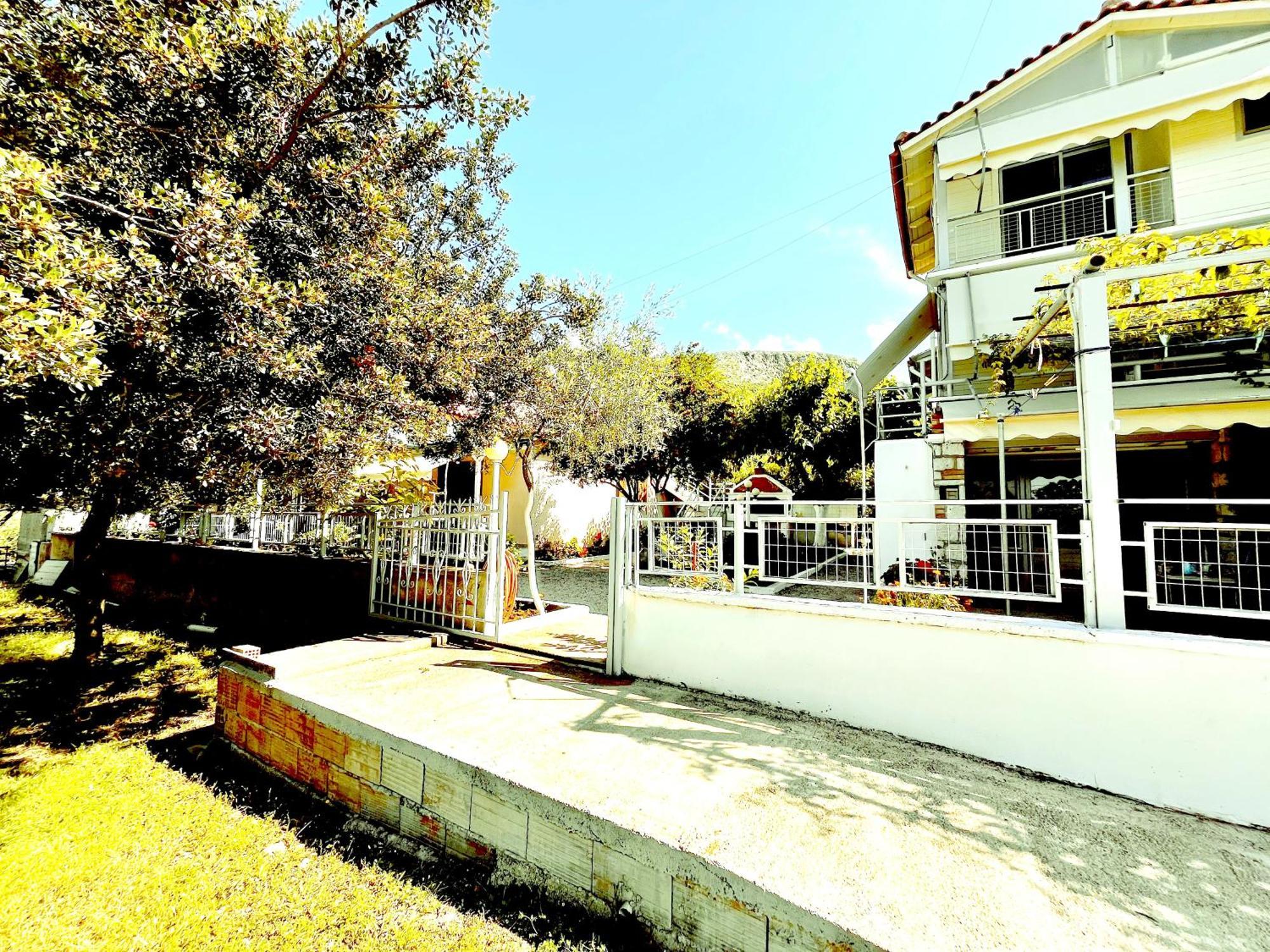 Garden Rooms Himare Exterior foto