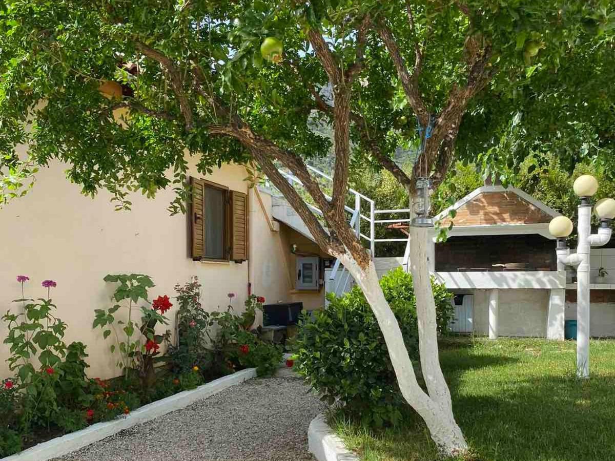 Garden Rooms Himare Exterior foto